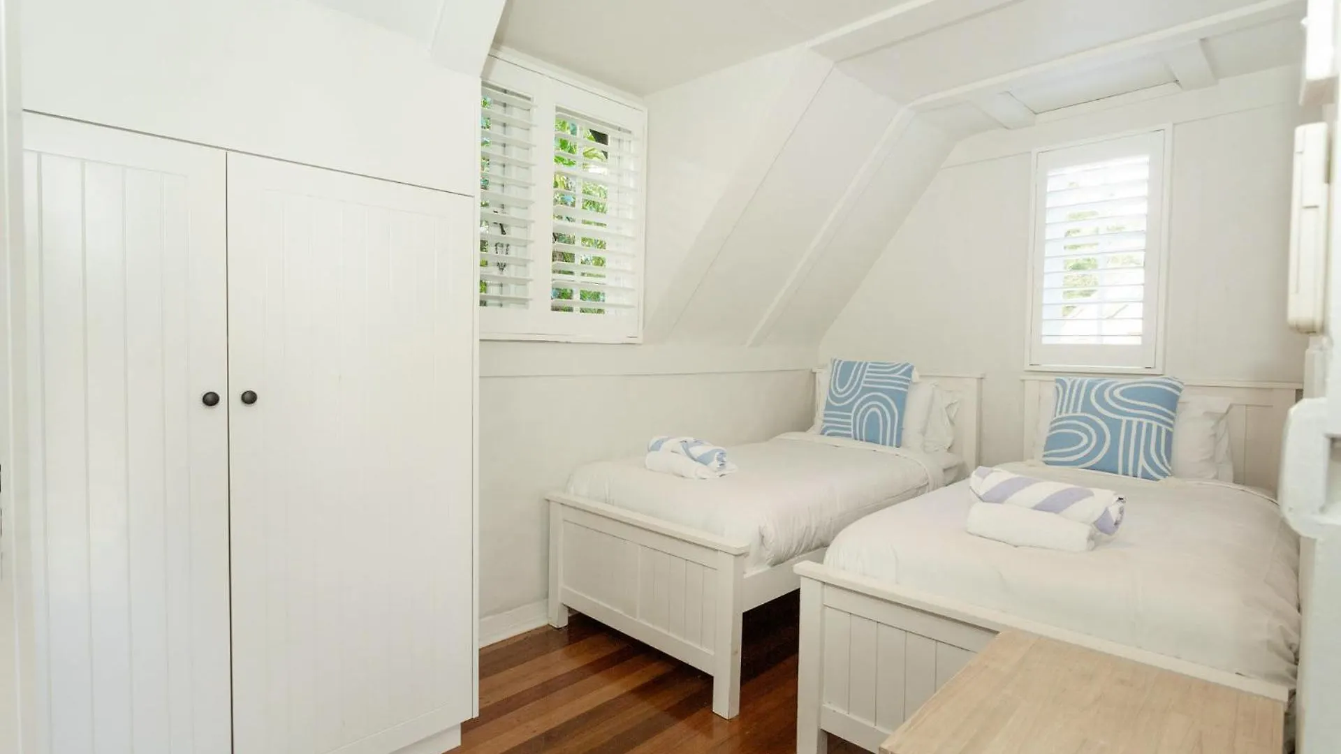 3Al Heart Of Little Cove Villa Noosa Heads 0*,  Australia